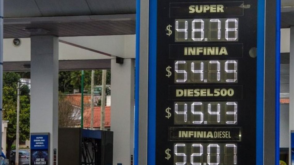 YPF hizo la  punta y ya se  generaliza el  aumento de la  nafta y el gasoil