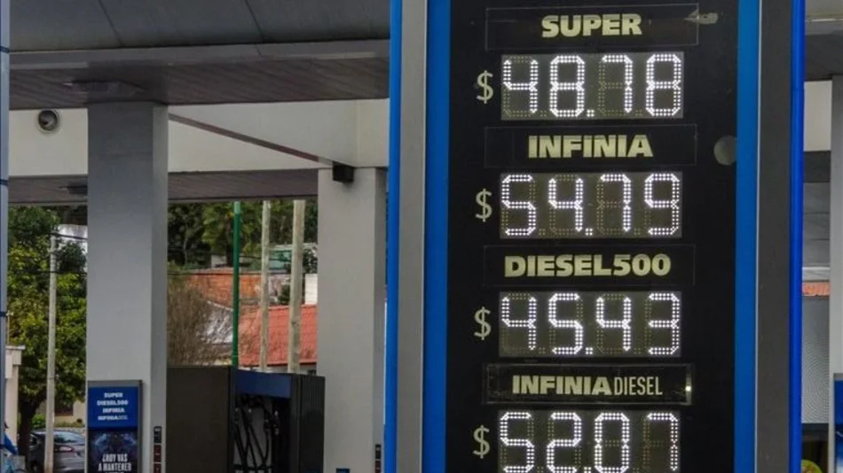 YPF hizo la  punta y ya se  generaliza el  aumento de la  nafta y el gasoil