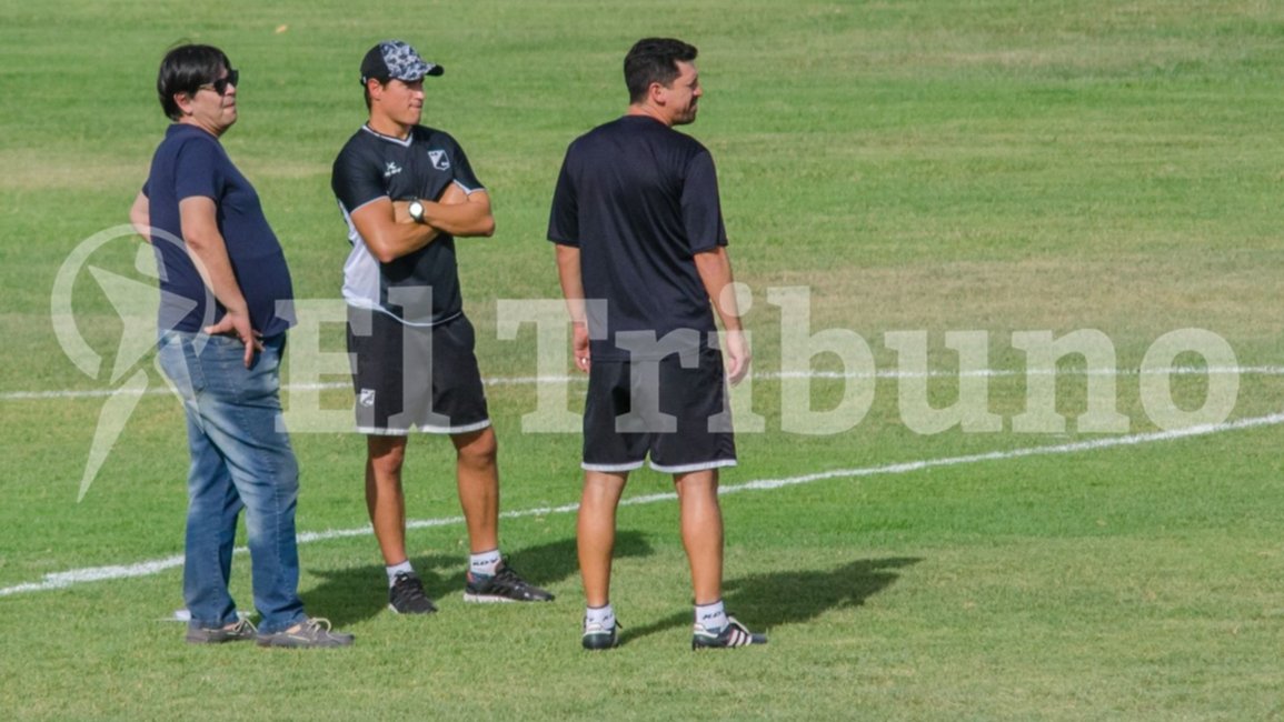 Ezequiel Medrán seguirá al frente de  Central Norte