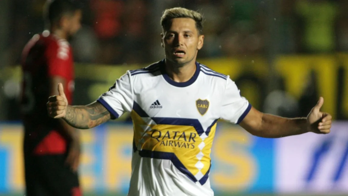 Mauro Zárate todavía no dio el si: le envió una contrapropuesta a Boca 