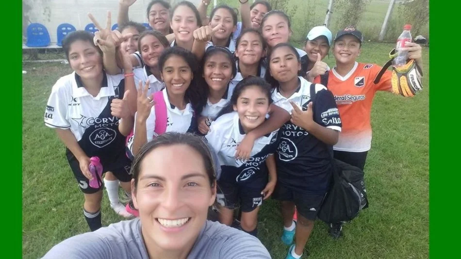 “El DT hombre trata a las chicas como hombres. Tienen planes que las terminan explotando”