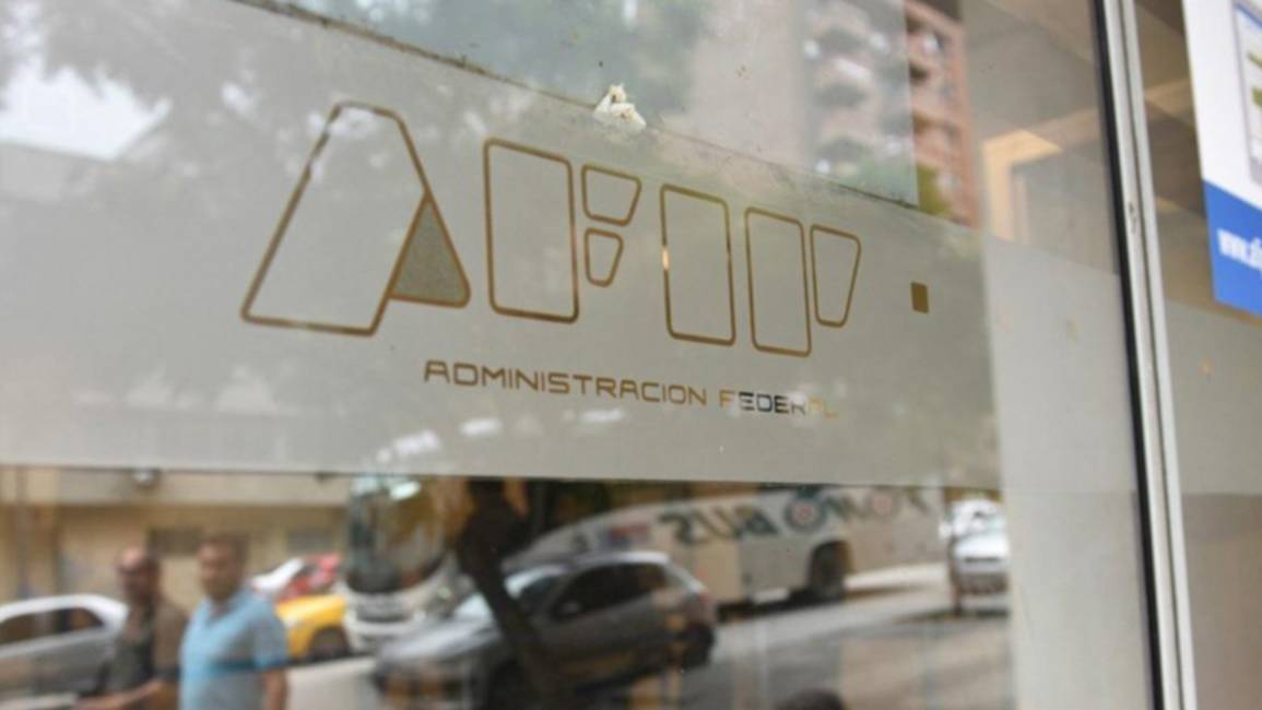 Argentina tiene la mayor  carga impositiva mundial