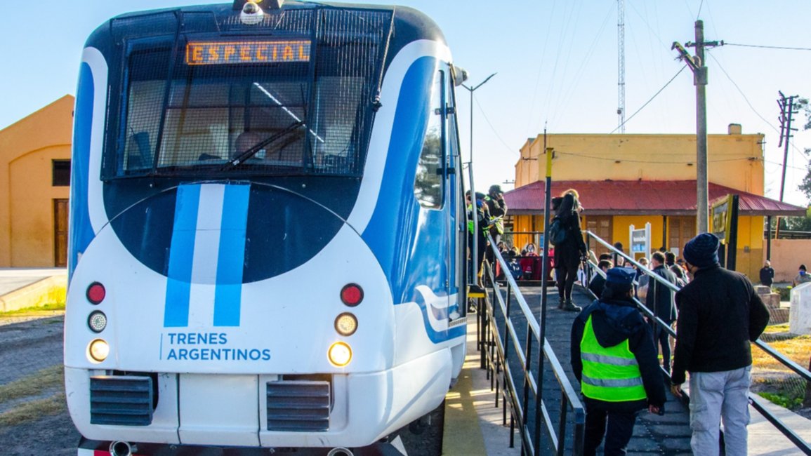 Los viajes regulares del tren urbano se  inician desde hoy