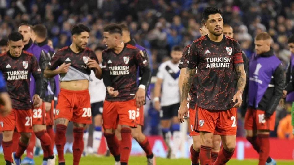 Mientras espera a Borja y piensa en Vélez, River juega obligado a recuperar su identidad