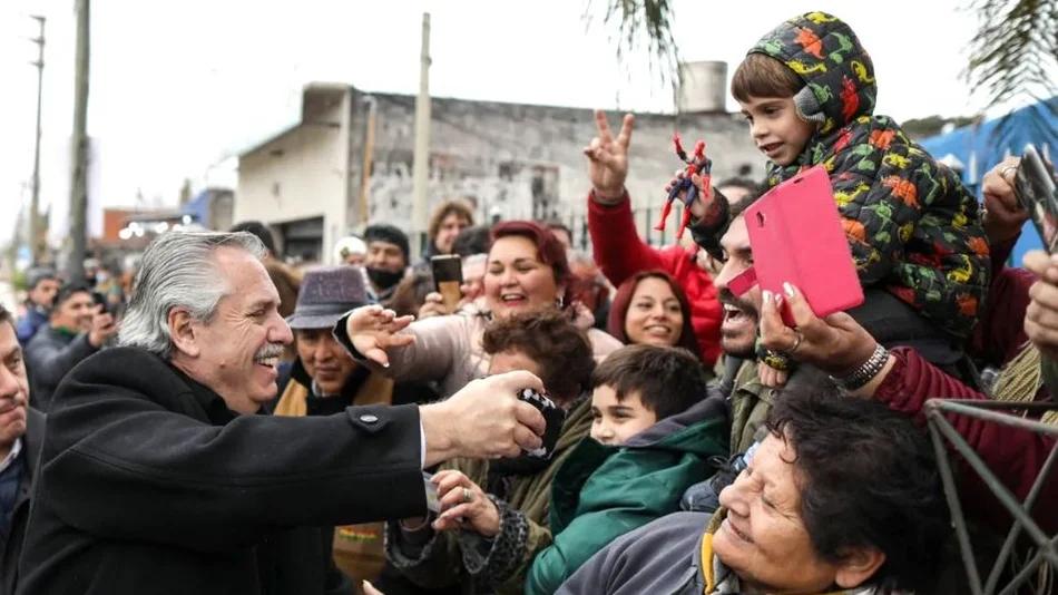 Fernández: "Que los mercados entiendan que vamos a bajar el déficit fiscal paulatinamente y que el dólar tiene un valor adecuado"