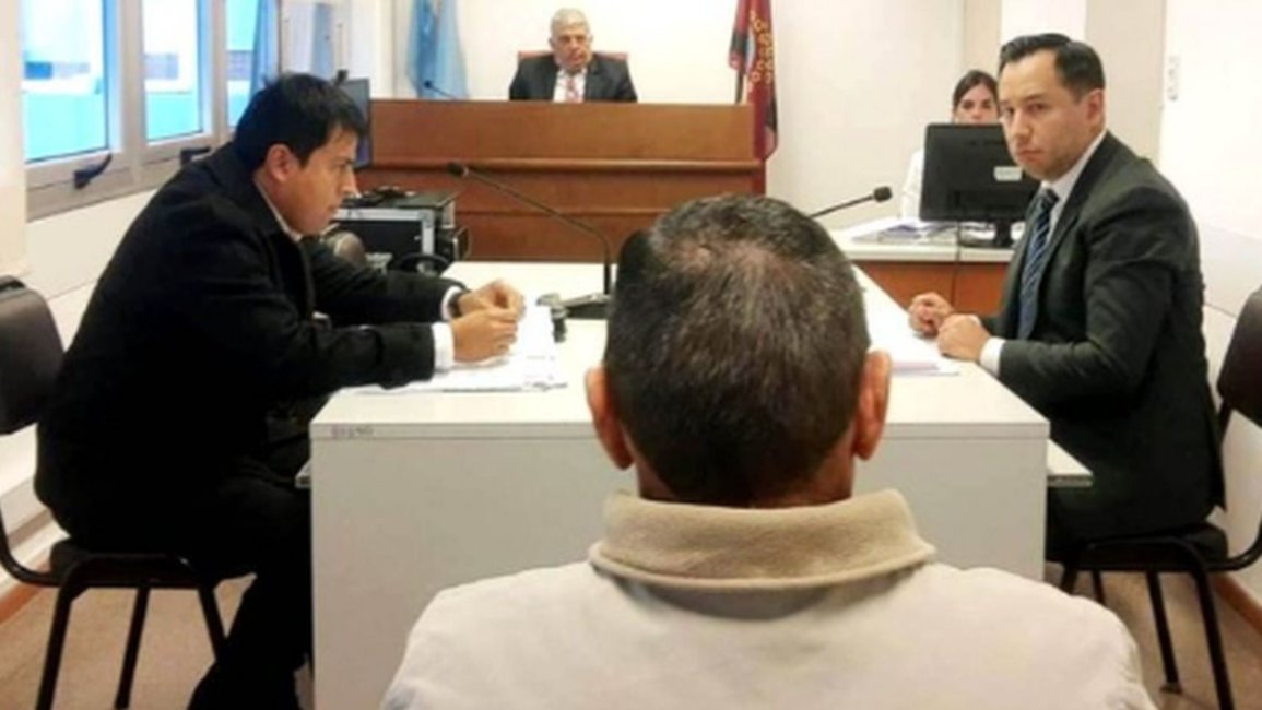 Fue condenado a ocho años de prisión por abusar de su nieta