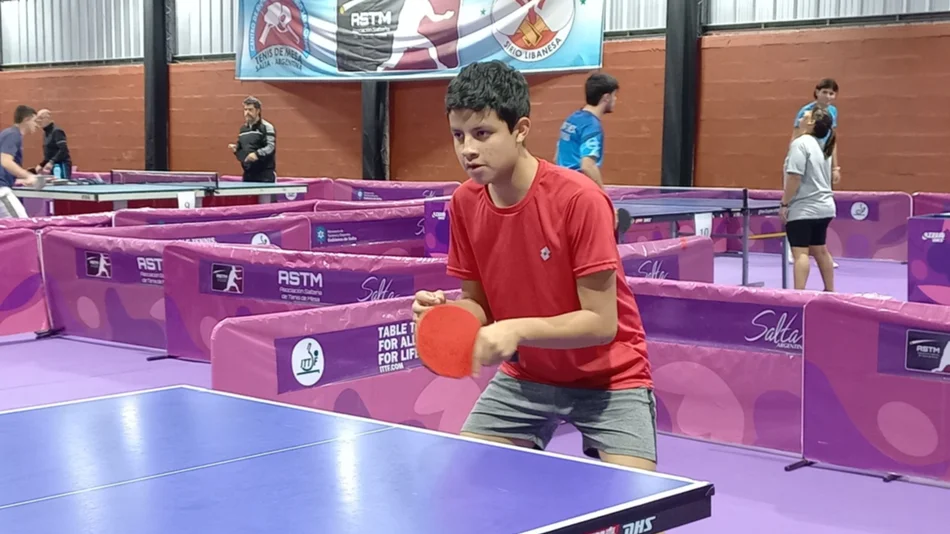 Torneo amateur de tenis de mesa