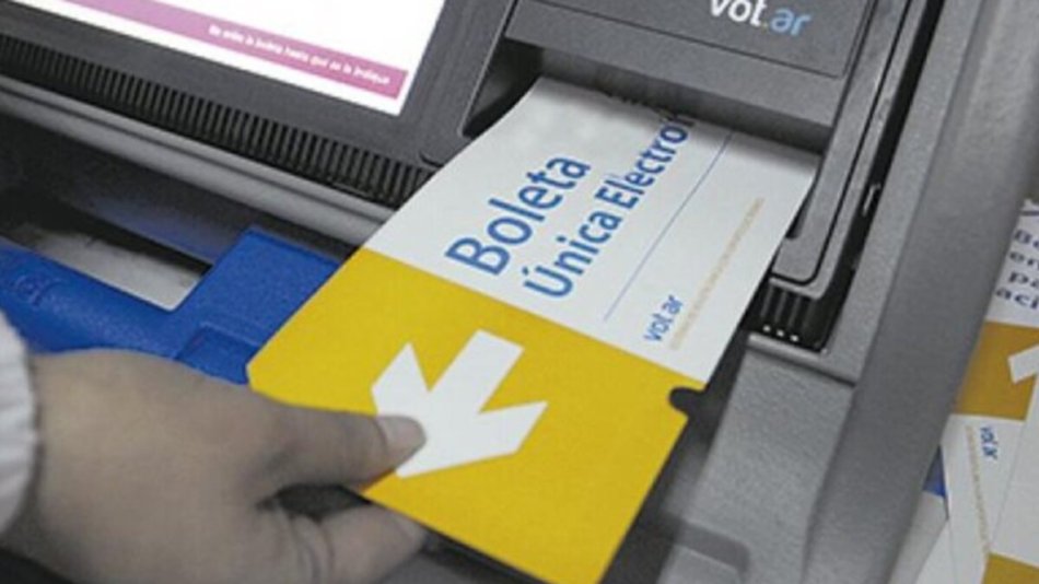 Buscan suspender las elecciones porteñas con voto electrónico