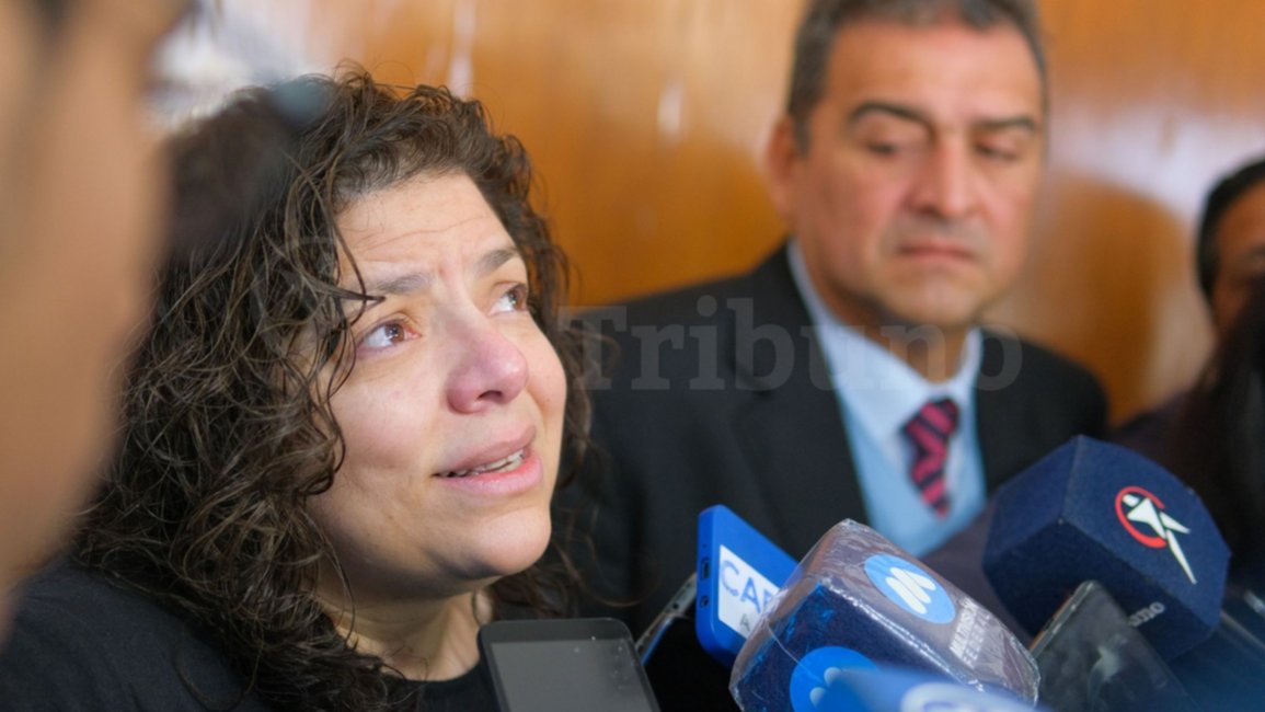 Vizzotti: “Ningún ministro de Salud estaba autorizando a la gente a entrar o salir por el COVID”