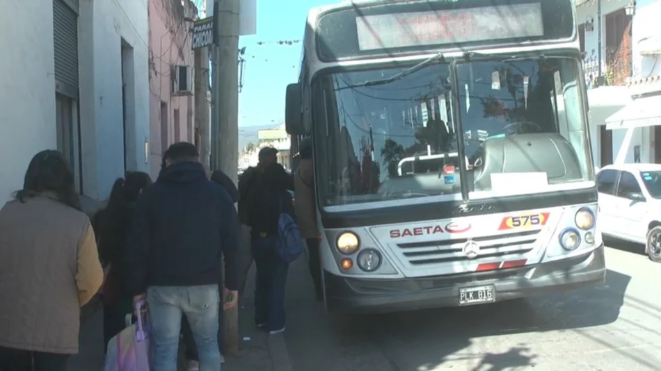 SAETA: "Es un golpe a la economía", la opinión generalizada de los salteños por la suba del boleto 
