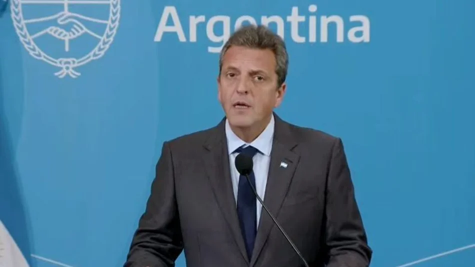 Sergio Massa: "Argentina no usará un solo dólar de su reserva para pagar al FMI"