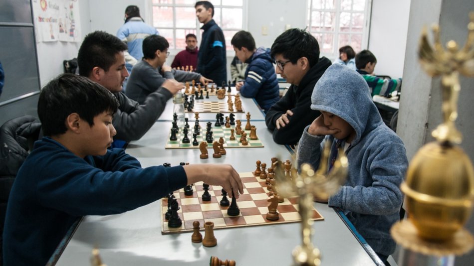 VIDEO. Los niños del ajedrez y sus sueños de competencia