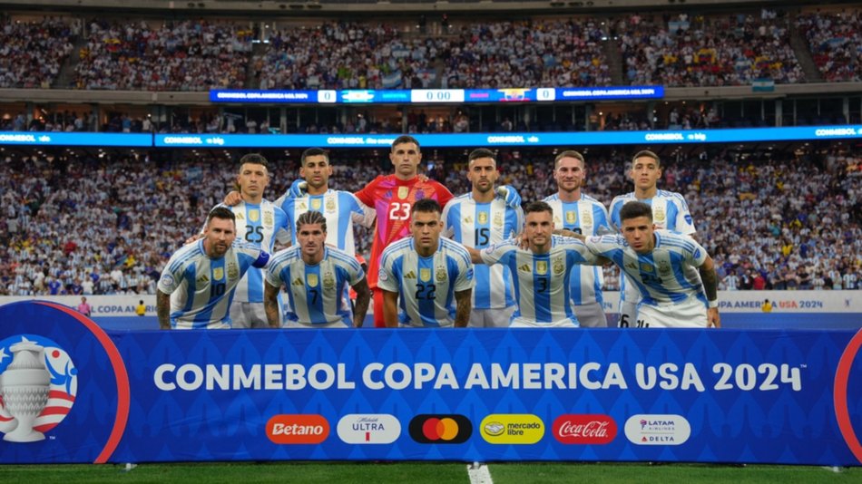 Messi desde el vamos y tres cambios más: Scaloni define el equipo para la semifinal con Canadá 