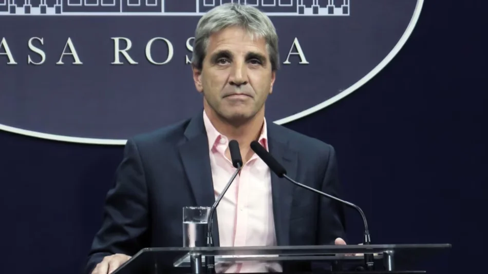  Caputo insistió en que no devaluará y afirmó: “Antes que salir rápido del cepo, hay que hacerlo bien”