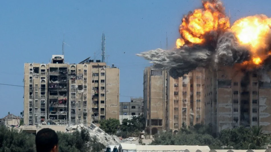 La ofensiva israelí avanza en el sur de la Franja de Gaza, mientras los tanques atacan en Rafah