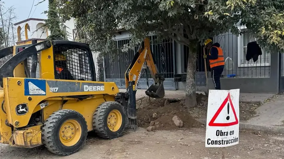 Renuevan cañerías en barrio El Huaico: beneficiará a más de 5 mil vecinos