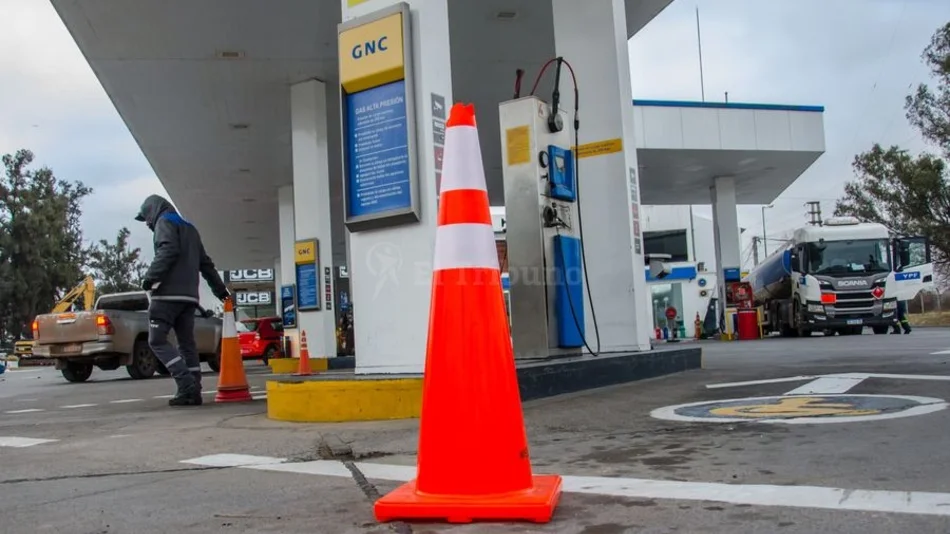 Cuarto día sin GNC en Salta y lacrisis se extiende a todo el país