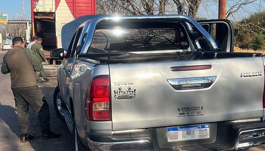 Cayó en Chaco un camión narco que salió de Salta: llevaba 172 kilos de cocaína ocultos