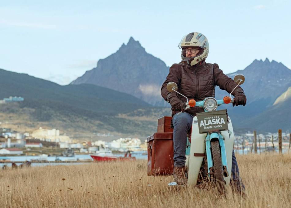 "Pablito viajero" cumplió su sueño y llegó a Alaska en una Honda C90 desde Argentina- "Pablito viajero" cumplió su sueño y llegó a Alaska en una Honda C90 desde Argentina