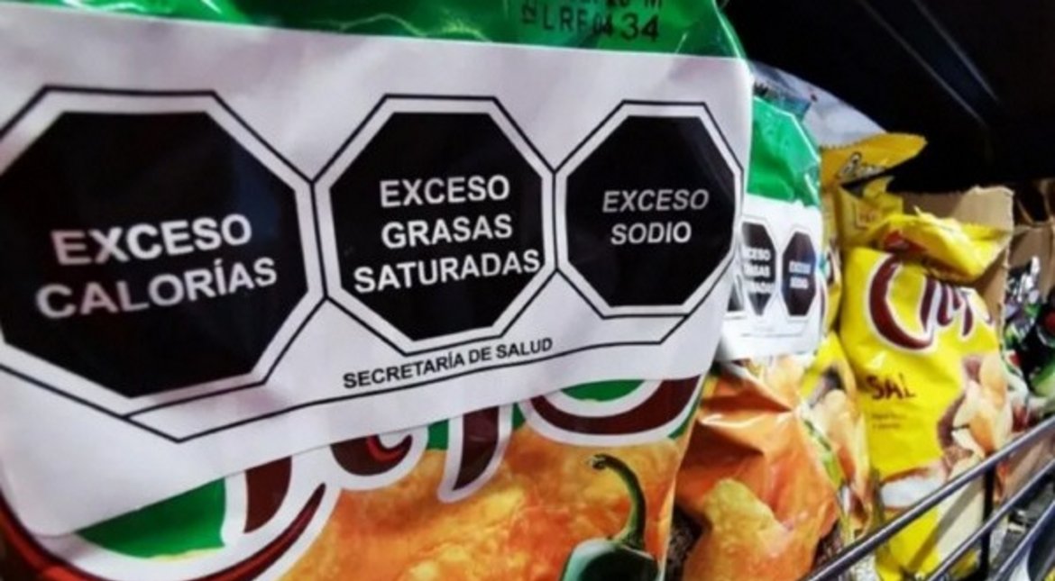 Especialistas salteños rechazan eliminar el etiquetado frontal
