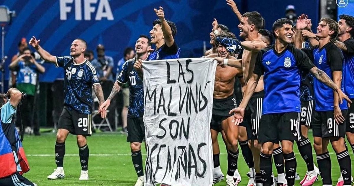 Catedrales de césped: el día que el fútbol llenó los templos vacíos