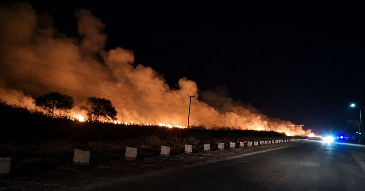 Dramática madrugada en Rosario de Lerma: el fuego avanzó hacia las casas y evacuaron familias