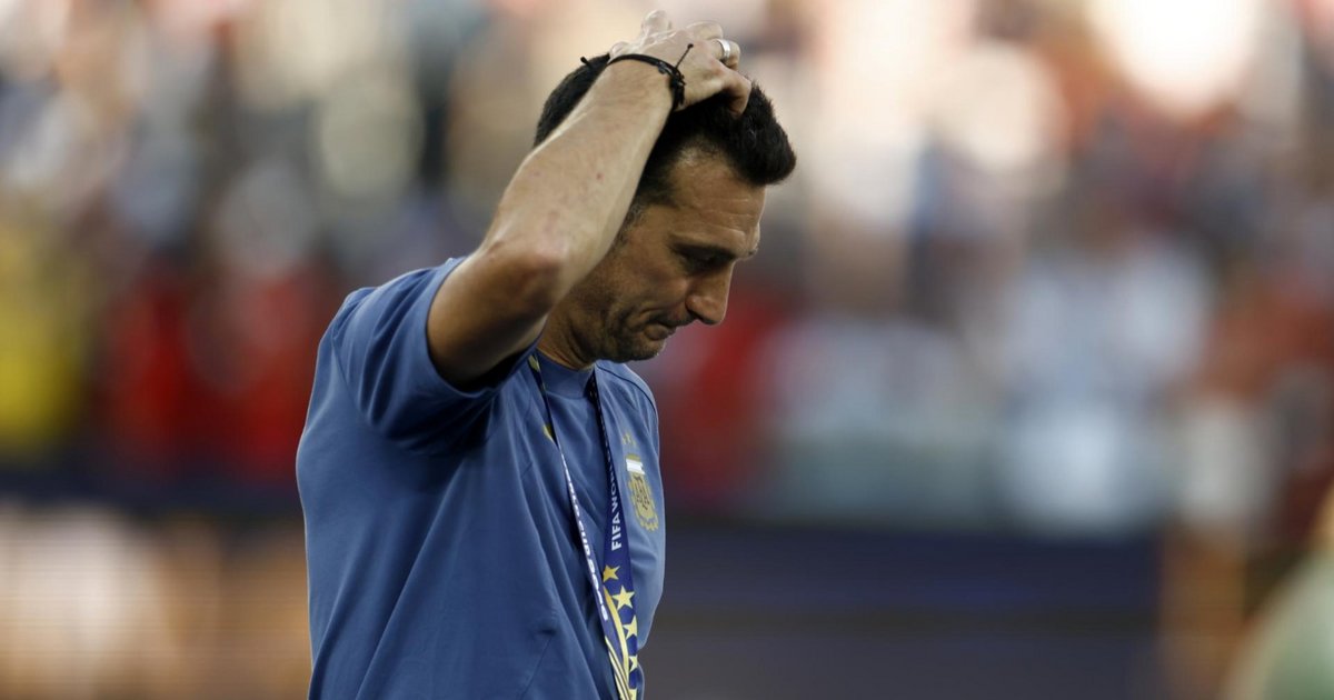 Quebrado, Lionel Scaloni puso en duda su continuidad: "Me duele en el alma, lo siento"
