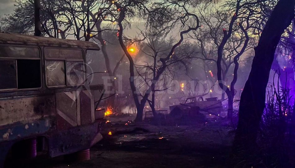 El fuego arrasó más de 830 hectáreas la ciudad y alrededores