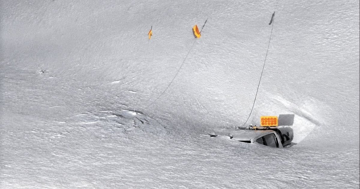 Temporal histórico en la Puna catamarqueña: rescatan familias y evacuan a mineros aislados por la nieve
