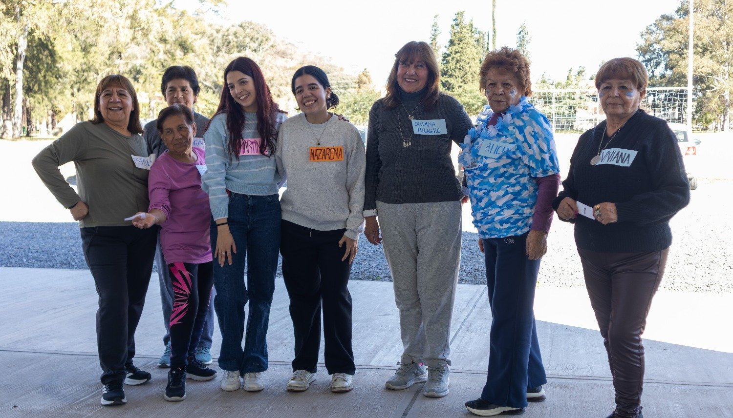 Dos generaciones unidas por un puente: la propuesta que acerca a jóvenes y adultos mayores 