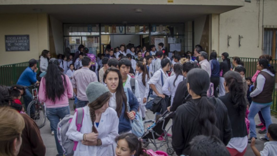 Para el Gobierno solo 500 alumnos de toda la provincia son los más afectados por el paro