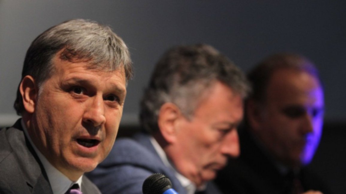 Gerardo Martino le abre la puertas a Tévez