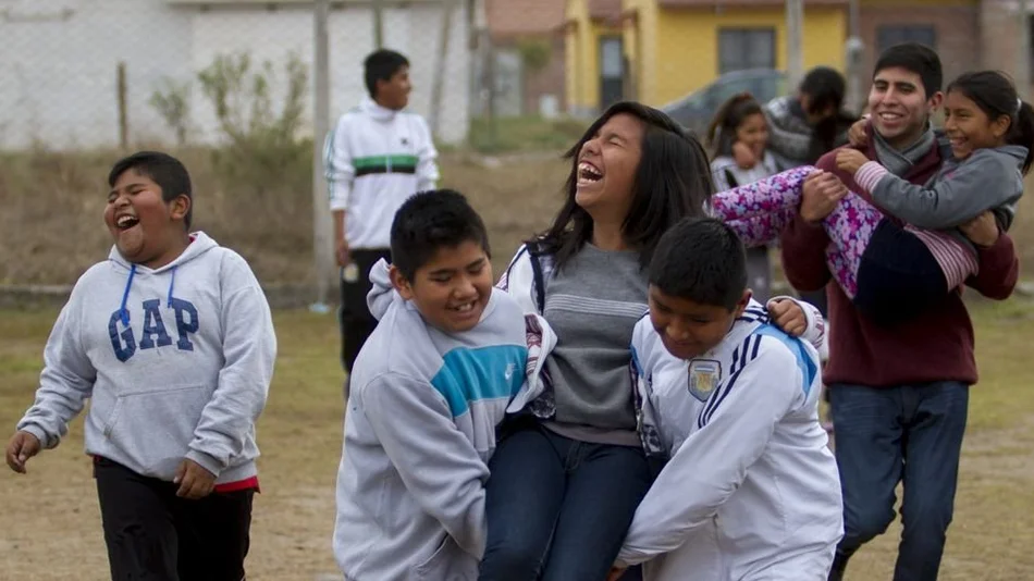 Niños y niñas celebraron su derecho a la educación
