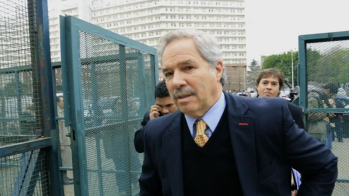 El fiscal, a favor de abrirlas urnas cuestionadas