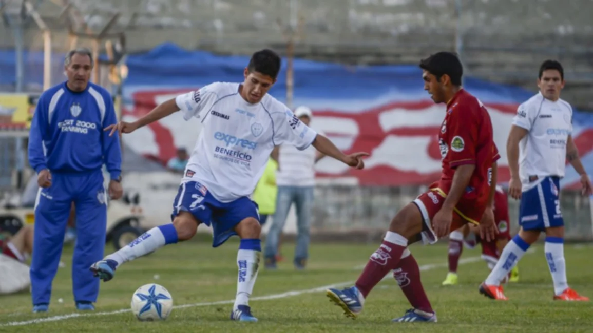 Bianco: No hipotecamos nada, las chances de ascenso están intactas