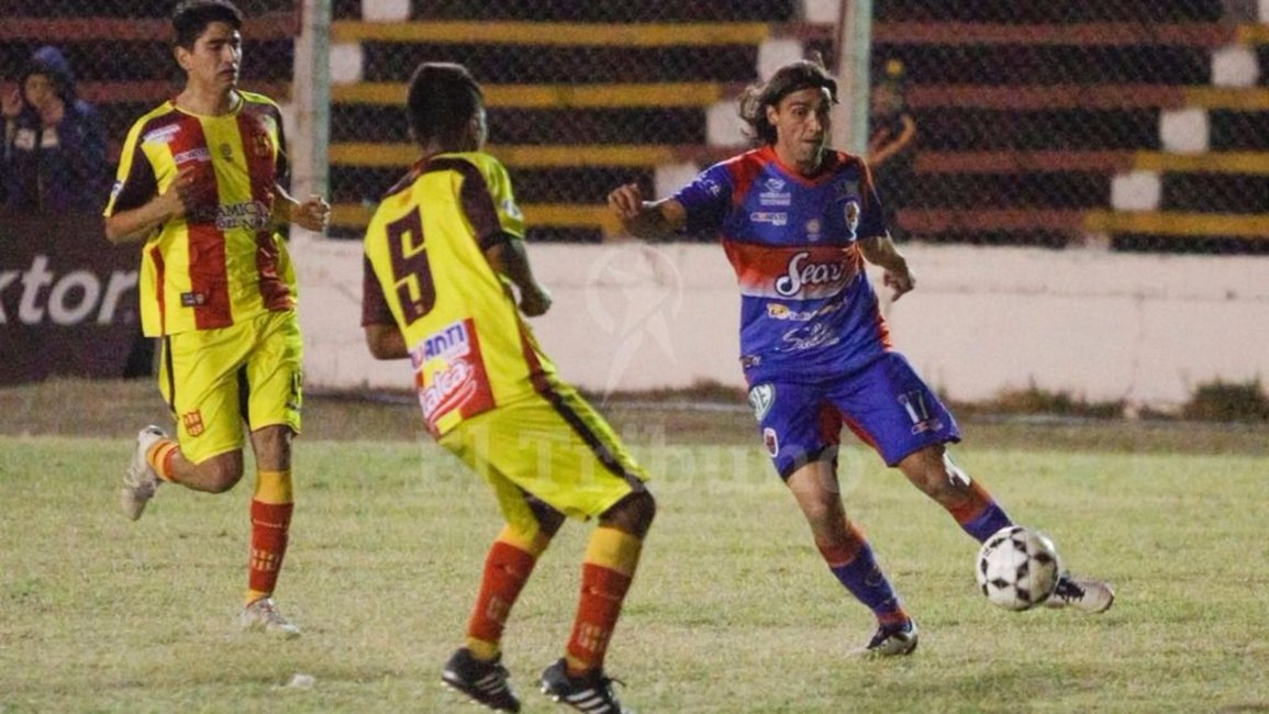 Pellegrini sopló a Mitre y se prende arriba