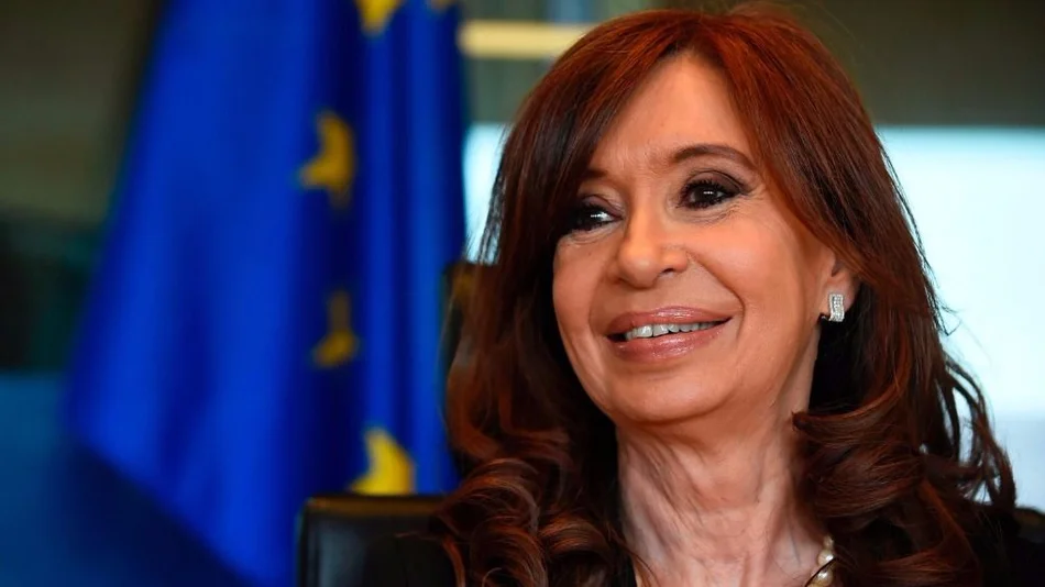 El mensaje de Cristina a sus fiscales: "Hoy hay que cuidar el voto, uno por uno"