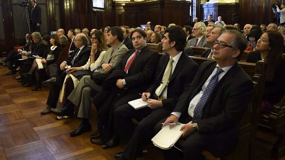Se endurecen las  posturas a favor y en contra de la  educación laica