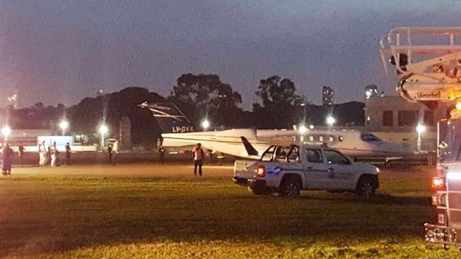 Un jet privado despistó en Aeroparque y los vuelos fueron derivados a Ezeiza