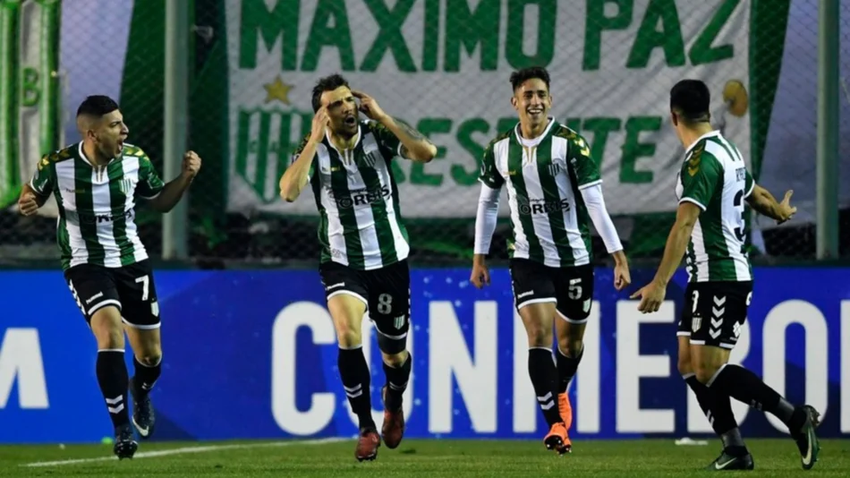 Banfield se lo dio vuelta a Boston River y clasificó