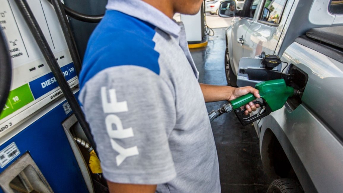 Imparables: otra vez subieron las naftas; en Salta la súper ya cuesta $33,37