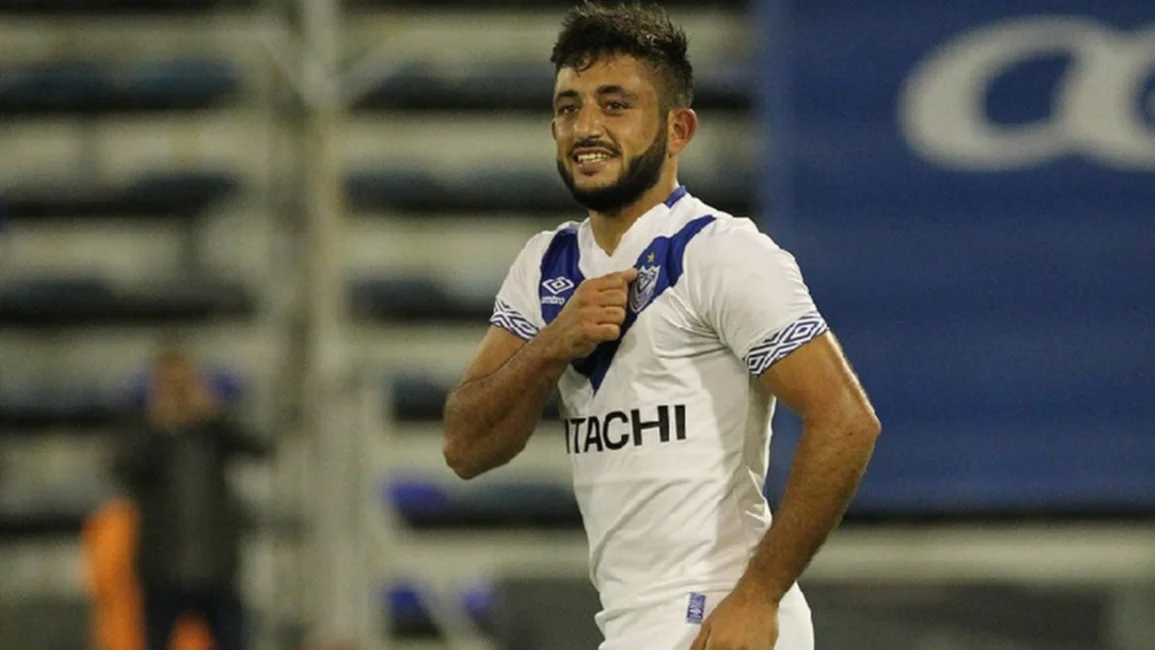 Racing recibe a Vélez y a su figura salteña, Vargas