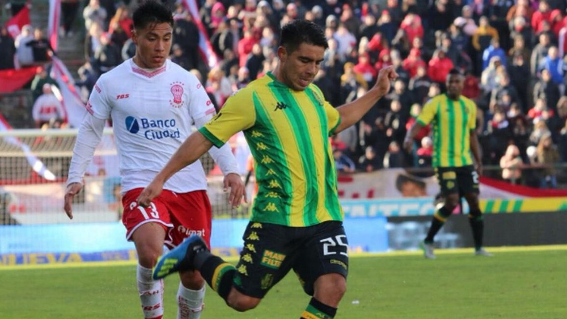 Aldosivi derrotó a Huracán en Mar del Plata