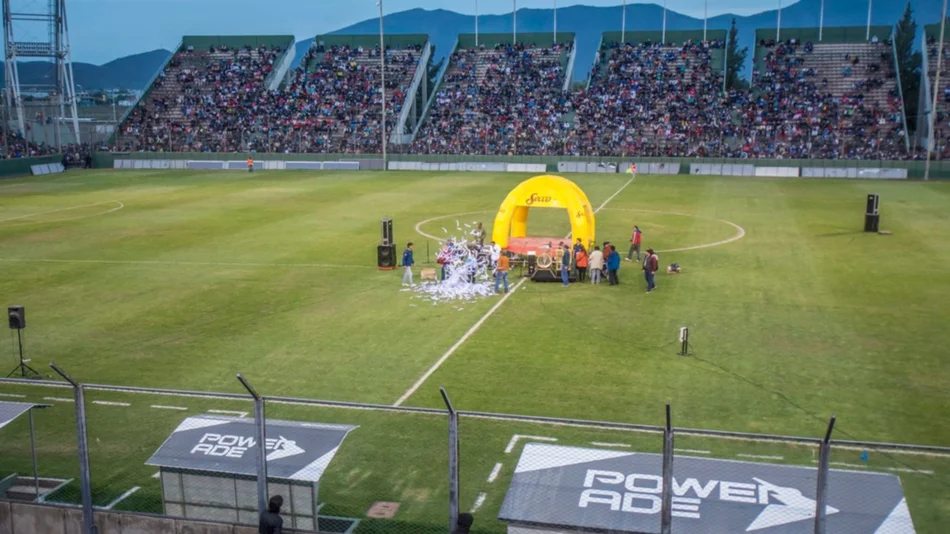 Juventud se aferra al bingo como salvataje para la crisis