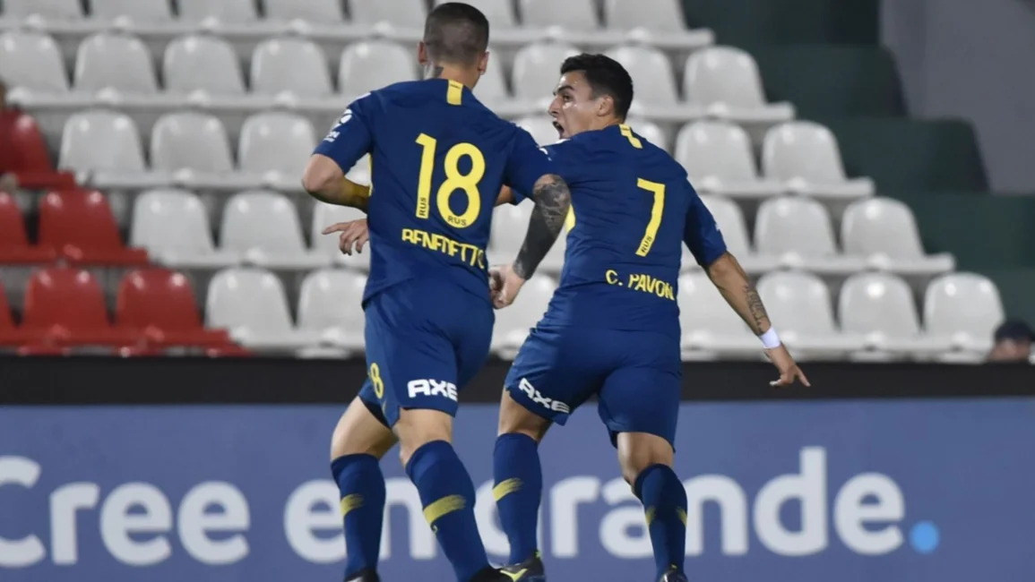 Boca goleó a Libertad y avanzó a cuartos de final de la Libertadores