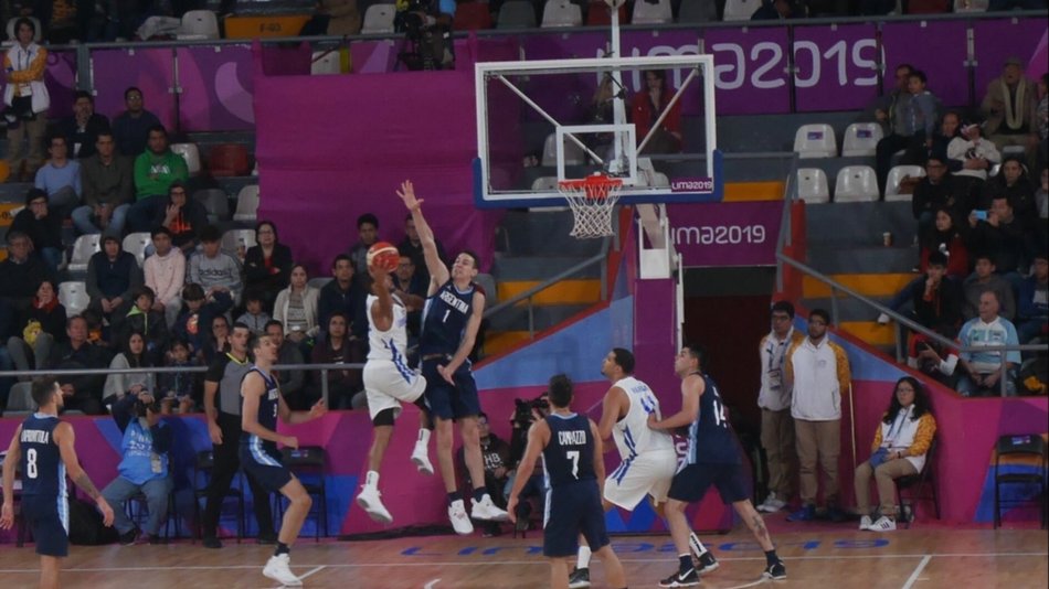 Triunfos del básquet, vóley y hockey masculino