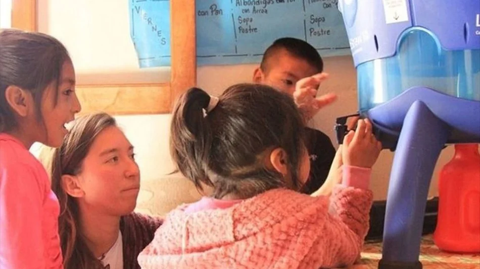 Incorporan filtros  de agua a escuelas