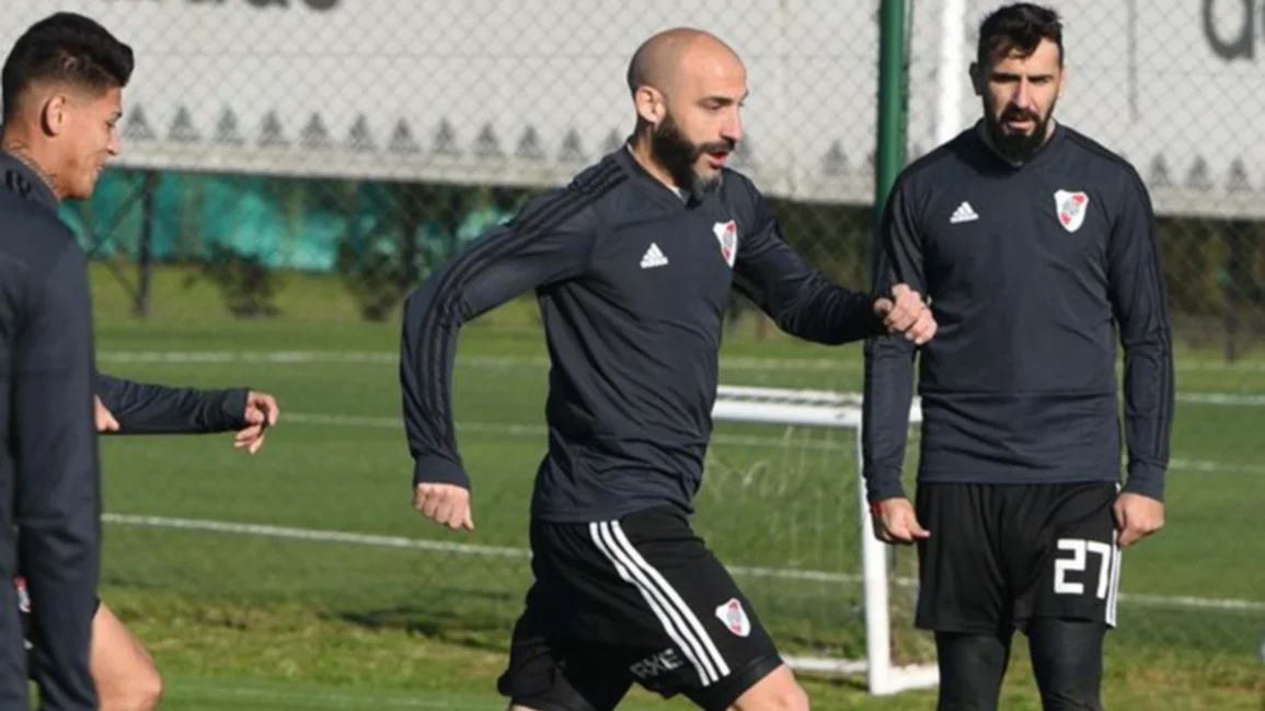 Pinola quedó descartado para enfrentar a Racing