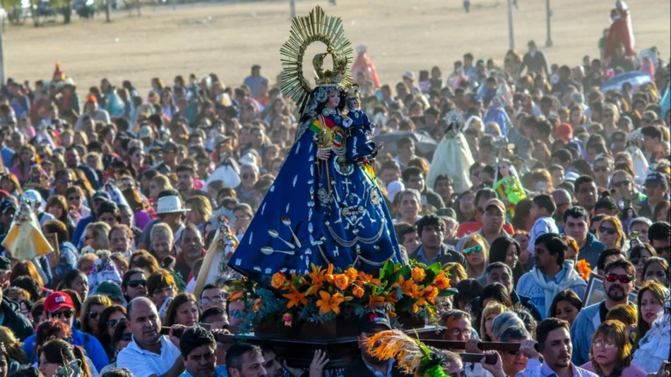 VIDEO | Devoción en Salta por la Virgen de Urkupiña 