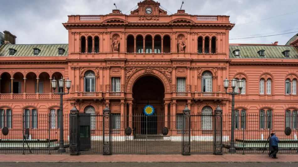 El Gobierno convocó a los referentes económicos de los candidatos a presidente